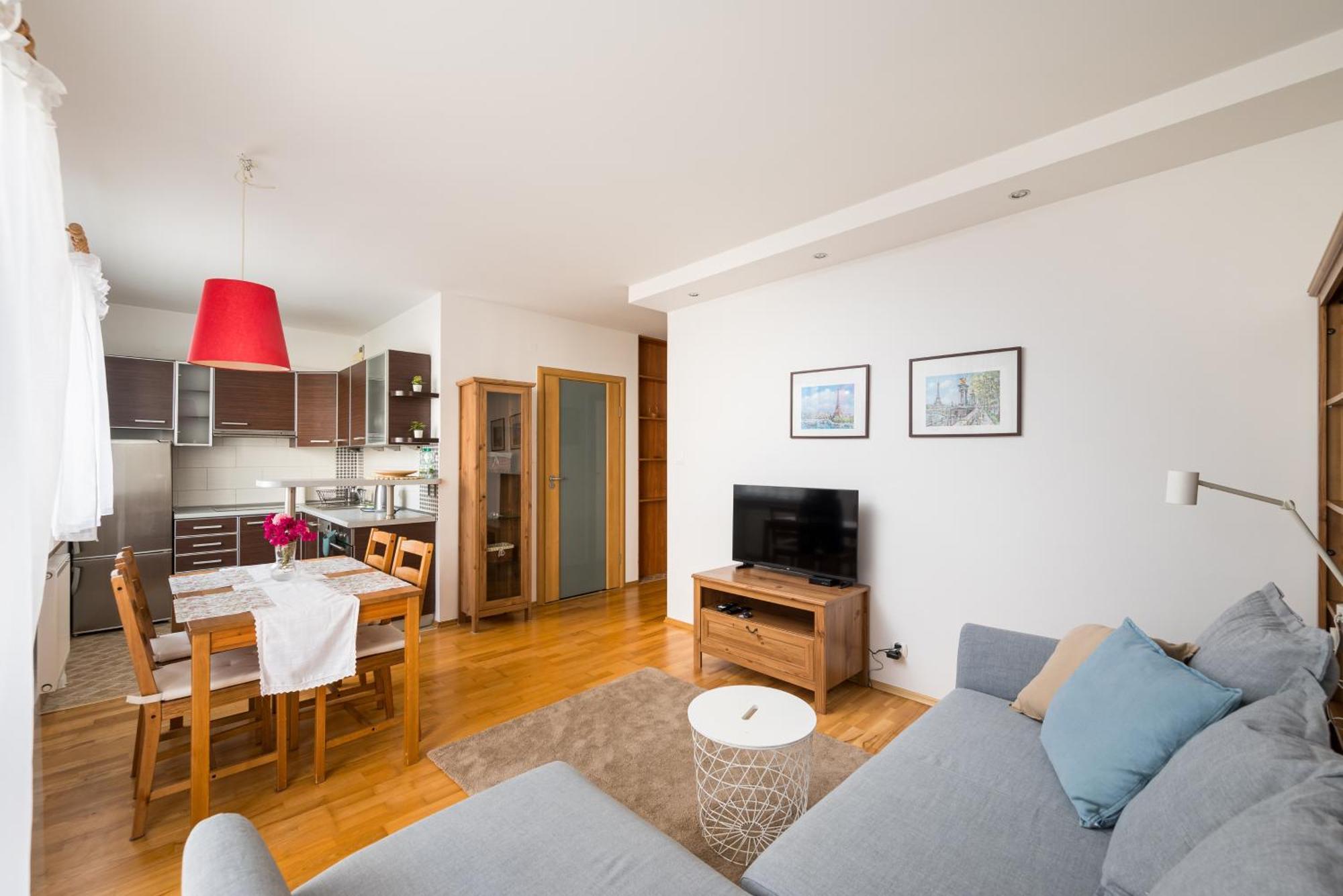 Metro Kabaty Comfort Apartment *