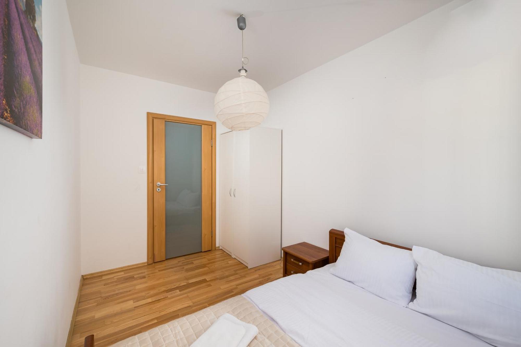 Metro Kabaty Comfort Apartment Warsaw